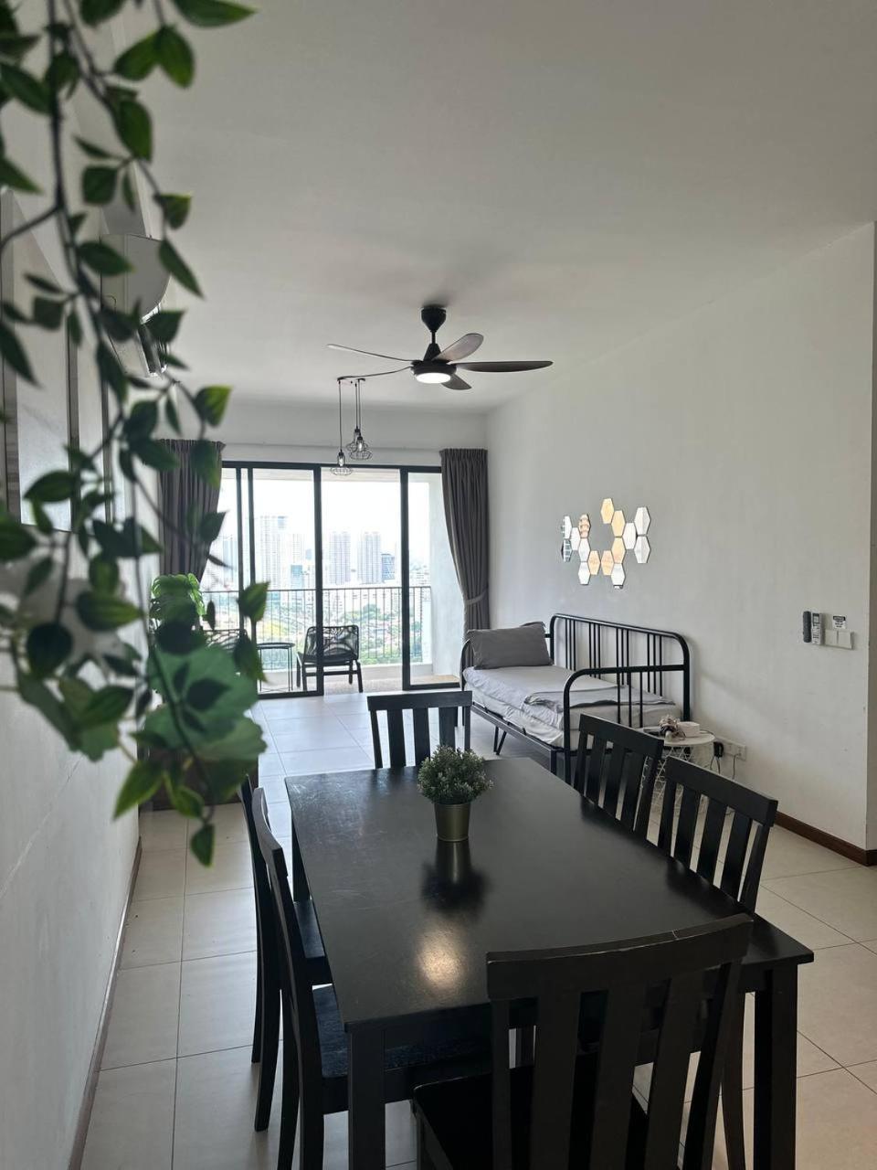 The Landmark Comfort Relax Spacious Sea View By Iz Tanjung Tokong Extérieur photo